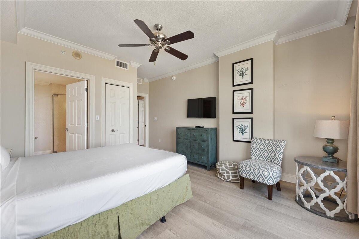 EMERALD GRANDE - Residential