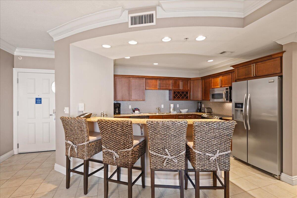 EMERALD GRANDE - Residential