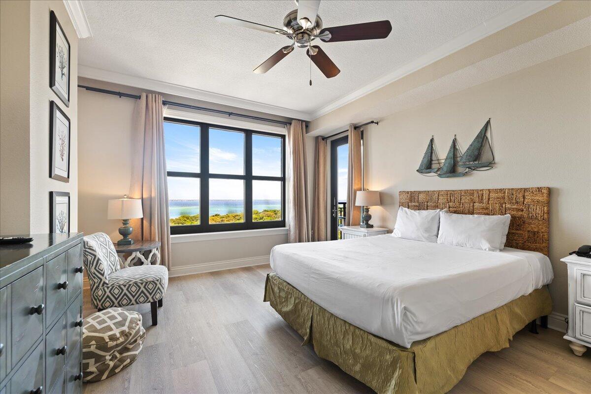 EMERALD GRANDE - Residential