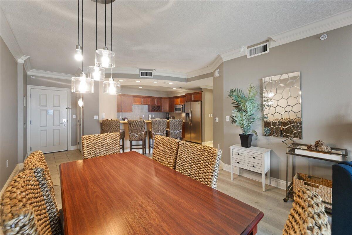 EMERALD GRANDE - Residential