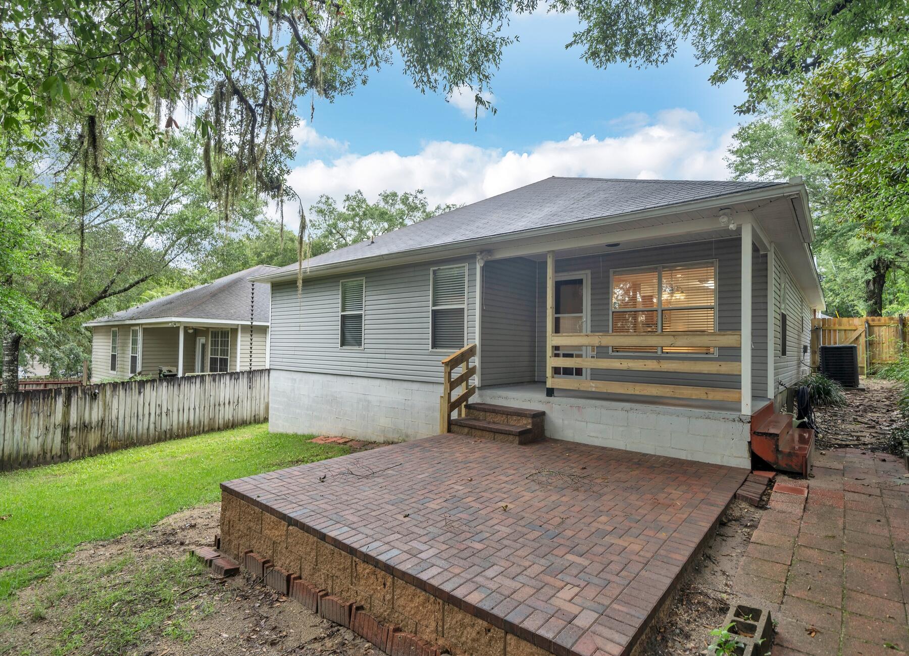 CREEKRUN - Residential