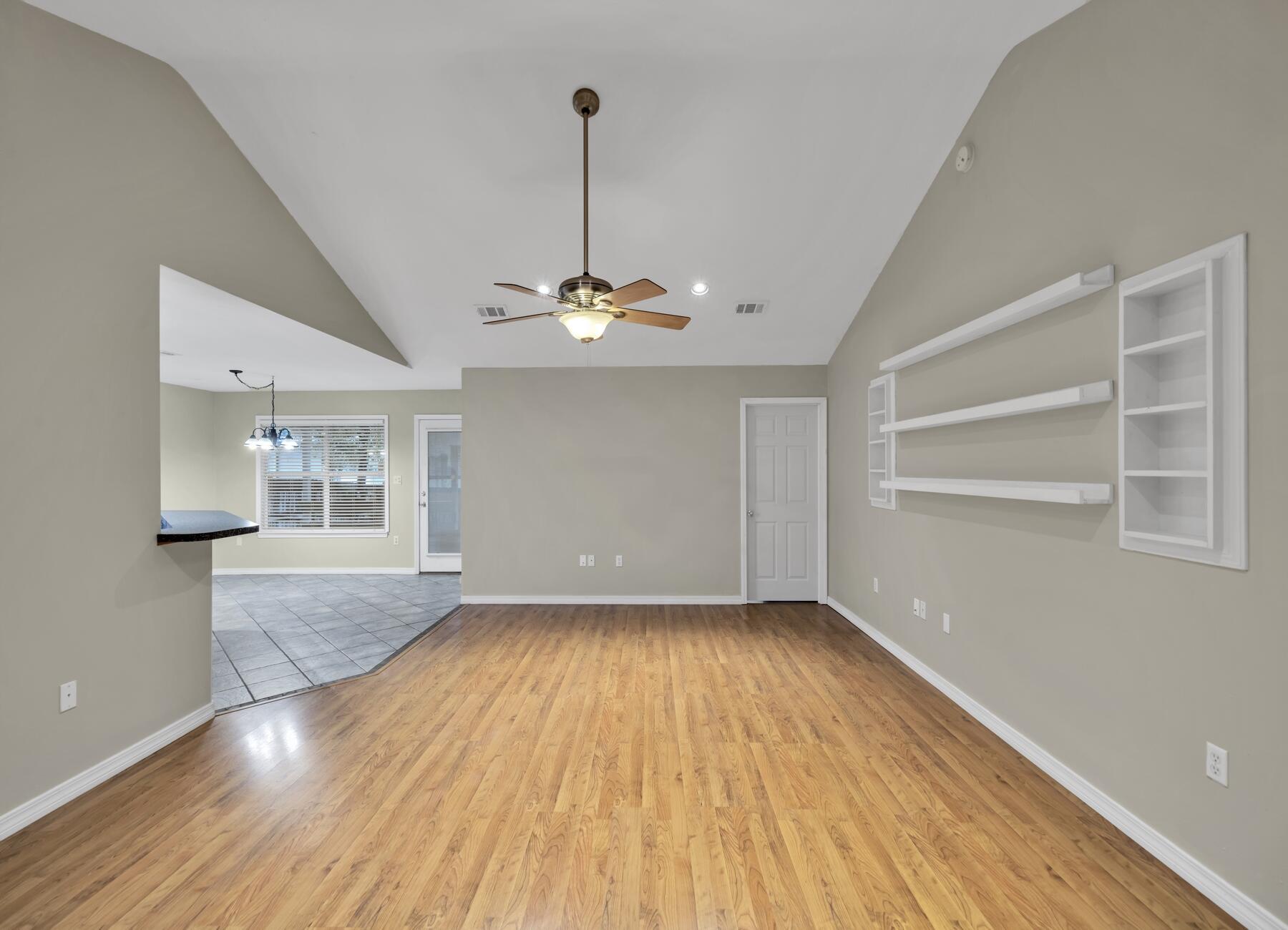 CREEKRUN - Residential