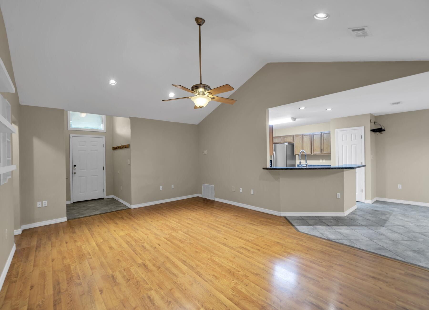 CREEKRUN - Residential