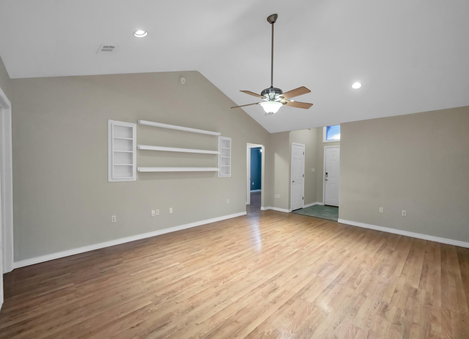 CREEKRUN - Residential