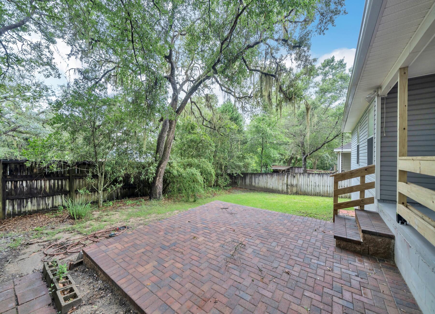 CREEKRUN - Residential