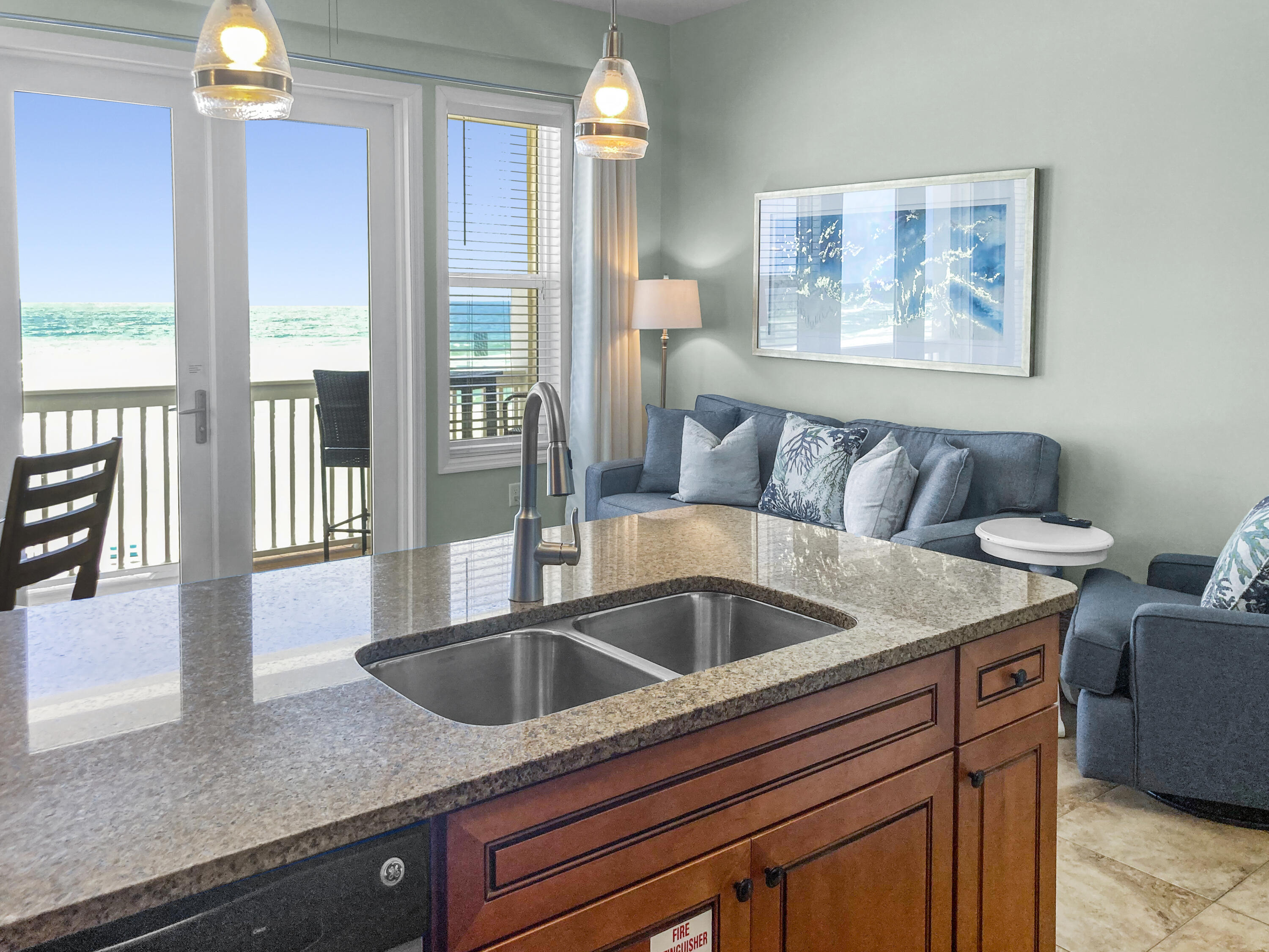 LEEWARD CONDO - Residential