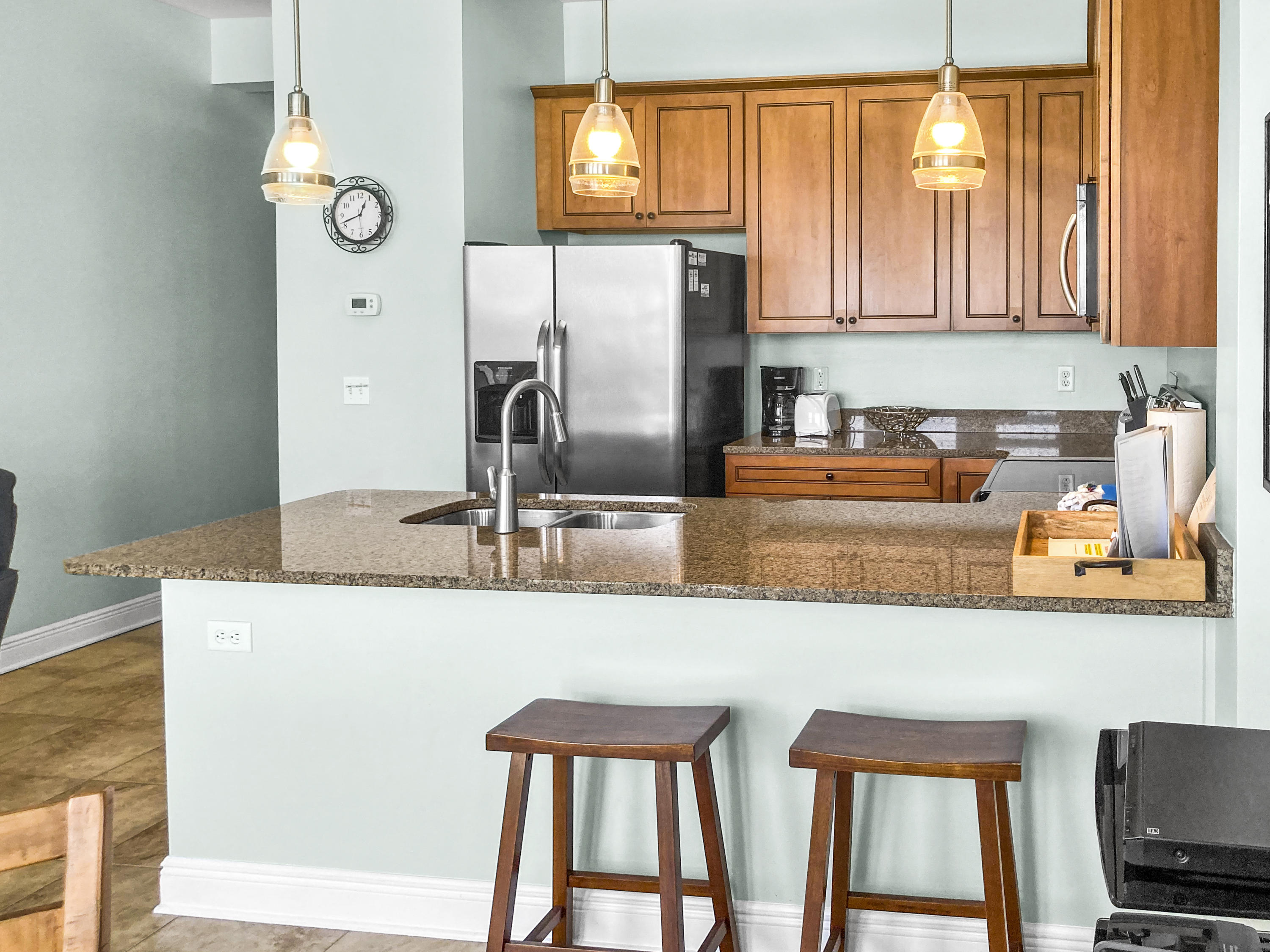 LEEWARD CONDO - Residential