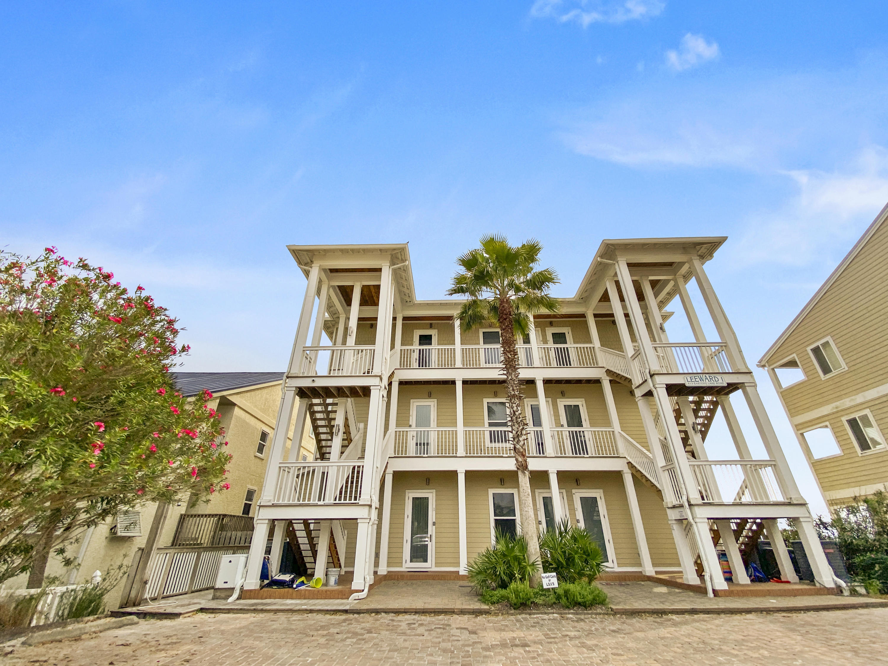 LEEWARD CONDO - Residential