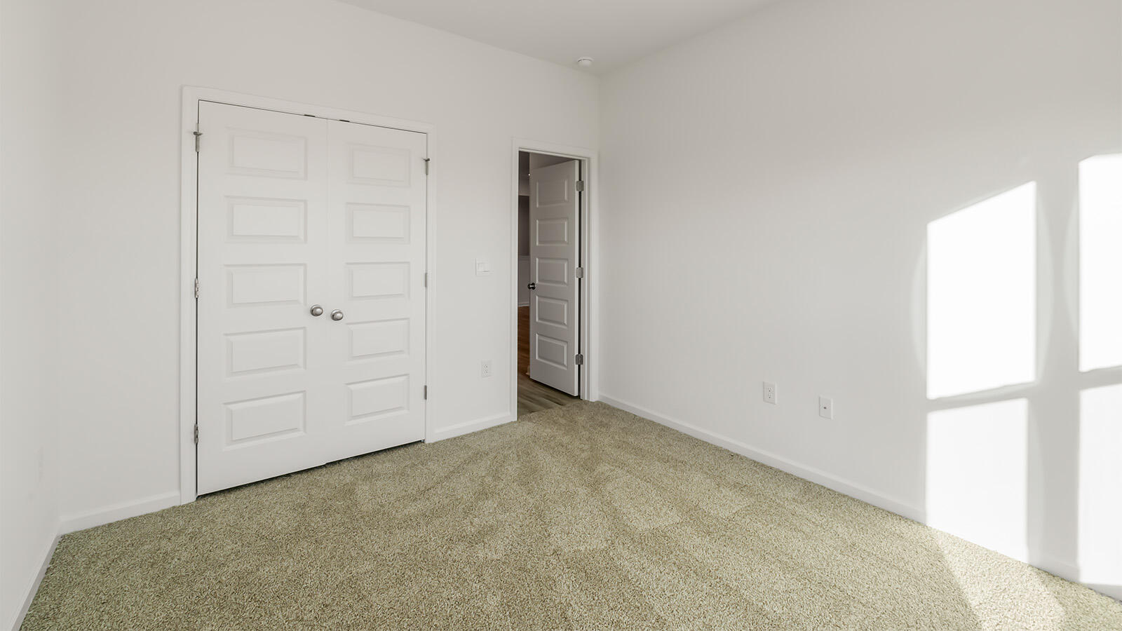 Owl's Head East - Residential