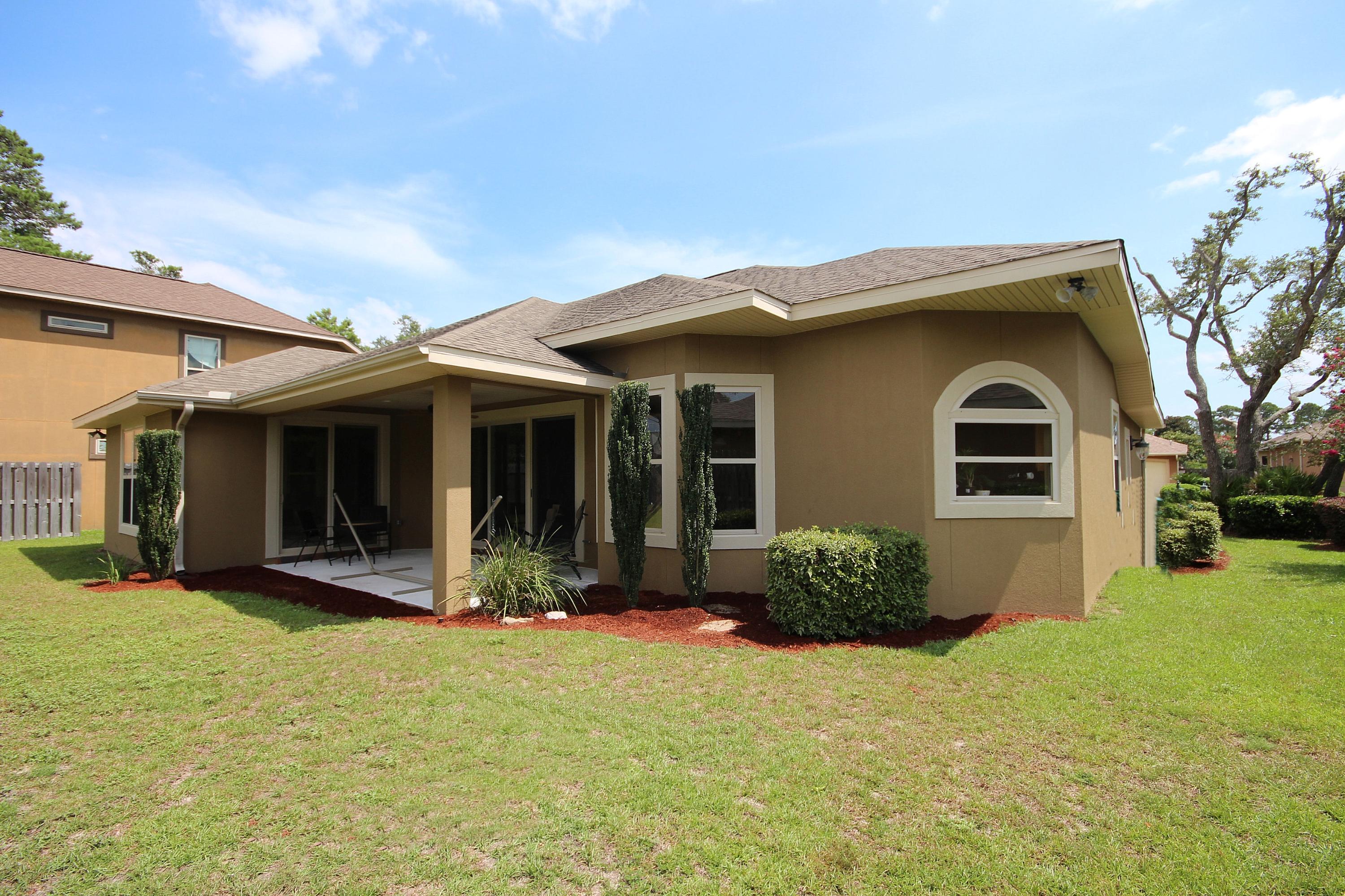 CHARDONNAY ESTATES - Residential