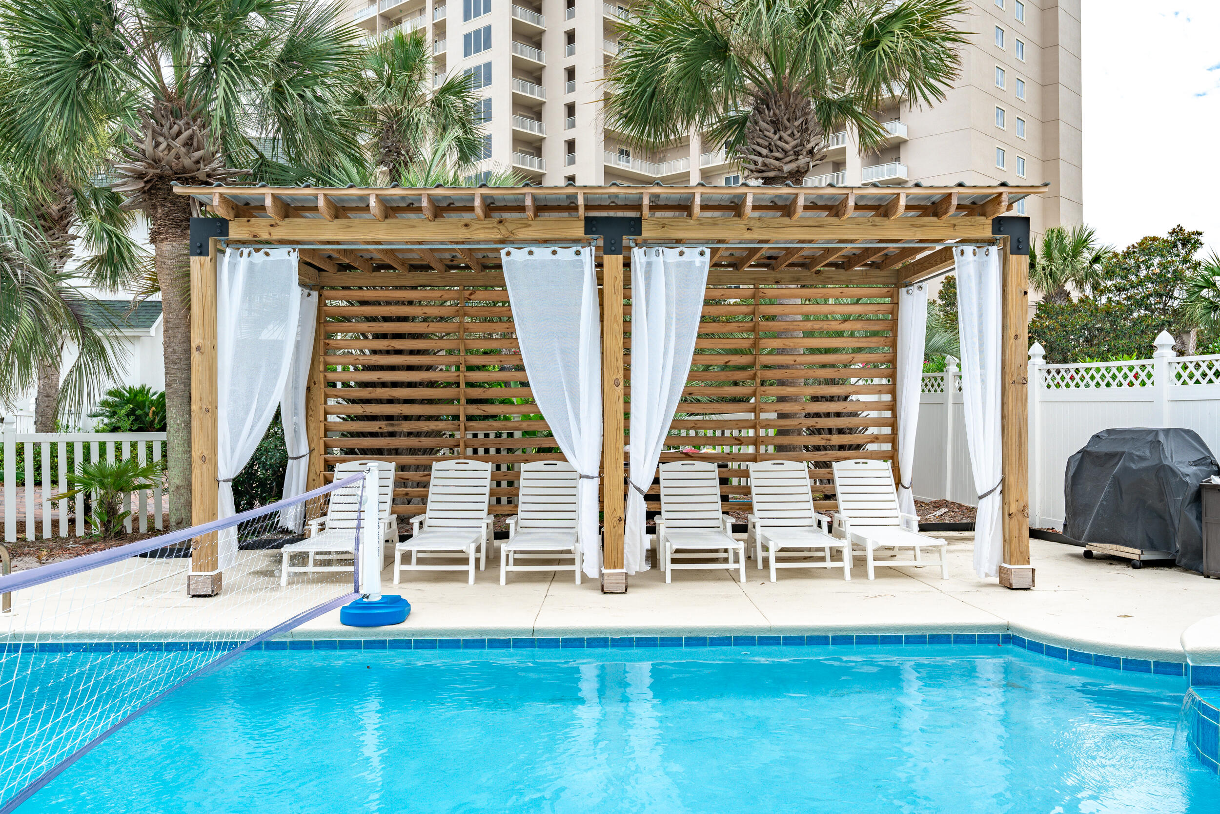 WINDANCER SHORES - Residential