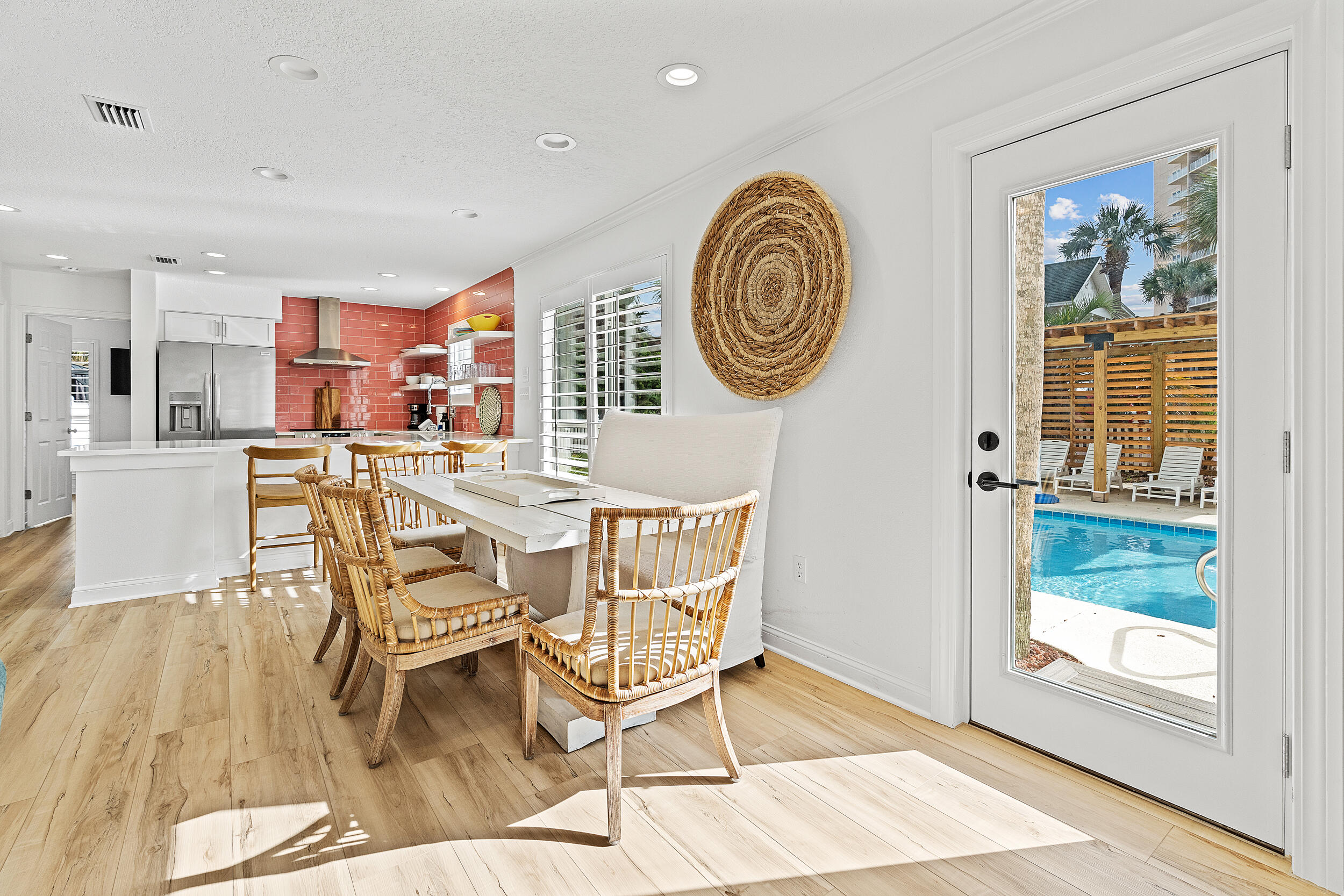 WINDANCER SHORES - Residential