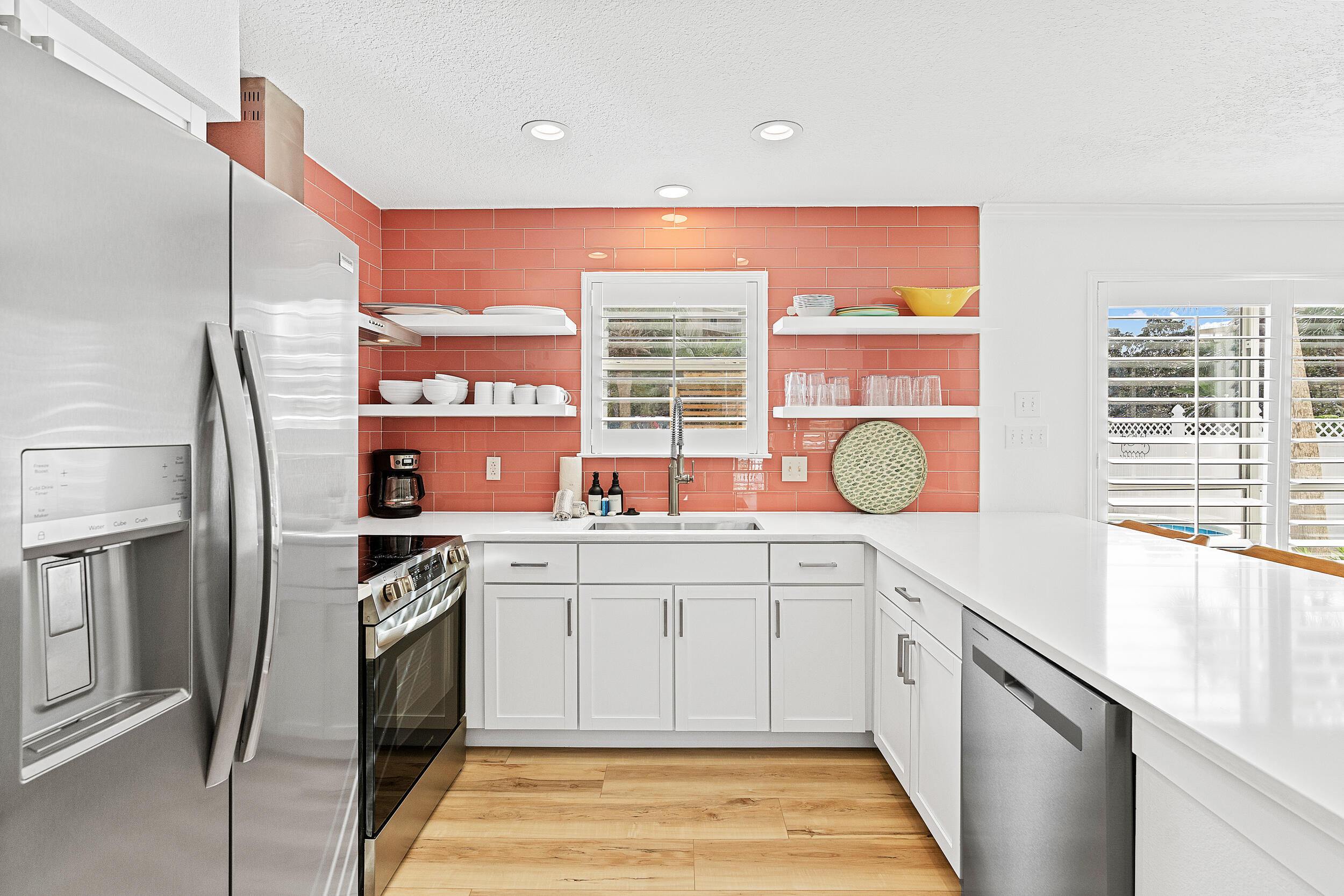 WINDANCER SHORES - Residential