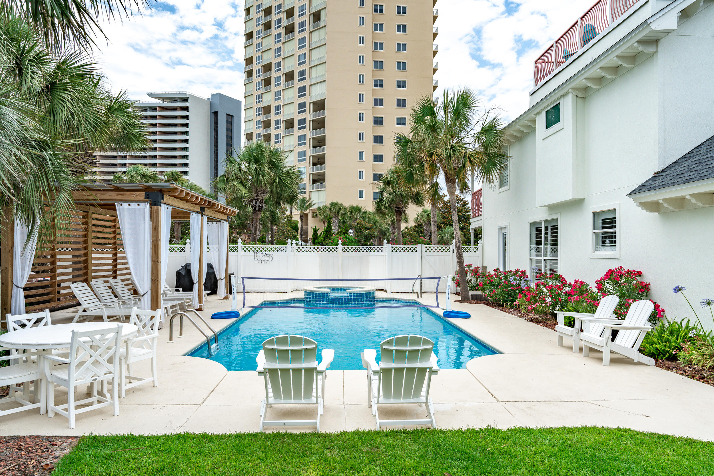 WINDANCER SHORES - Residential