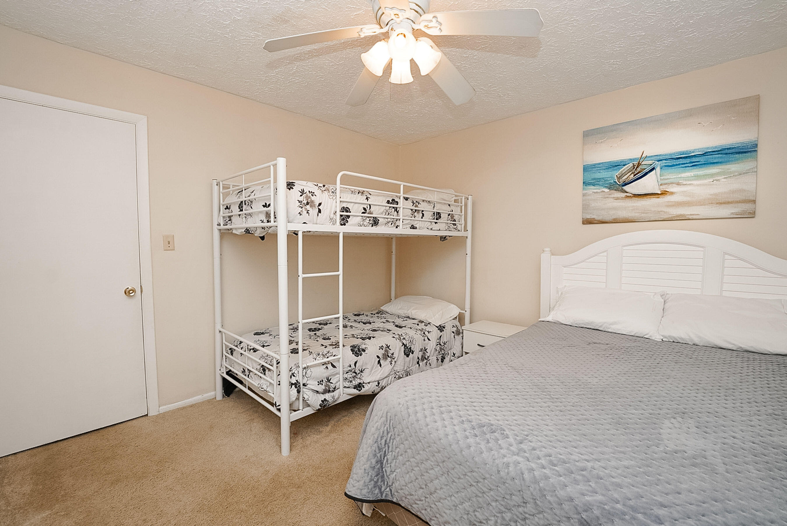 Grand Lagoon Cove Condominium - Residential