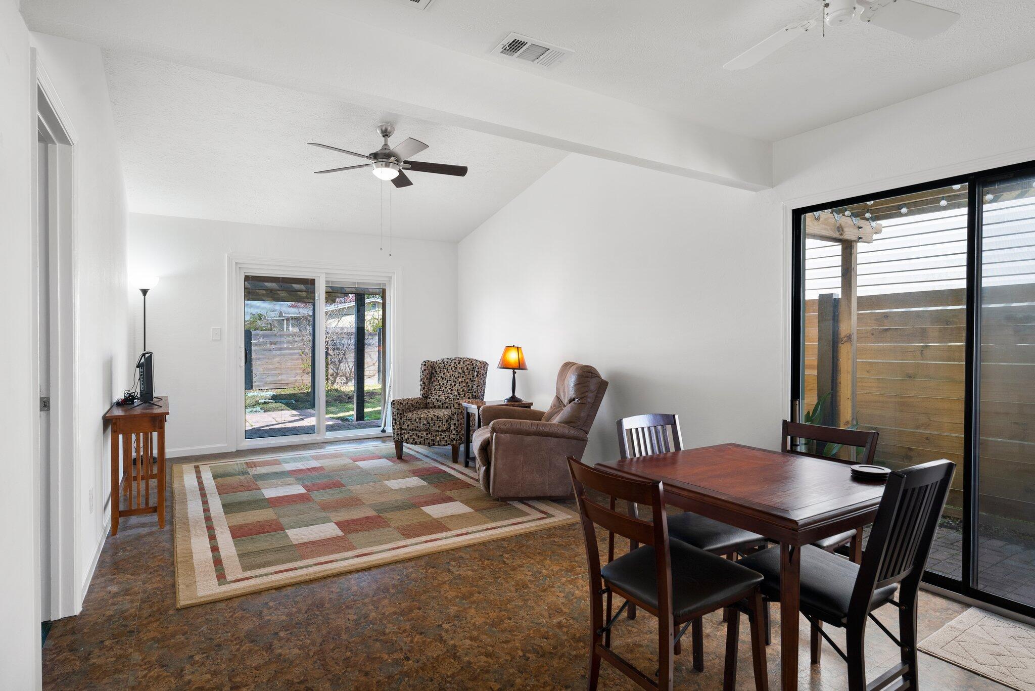 GARDEN COVE - Residential