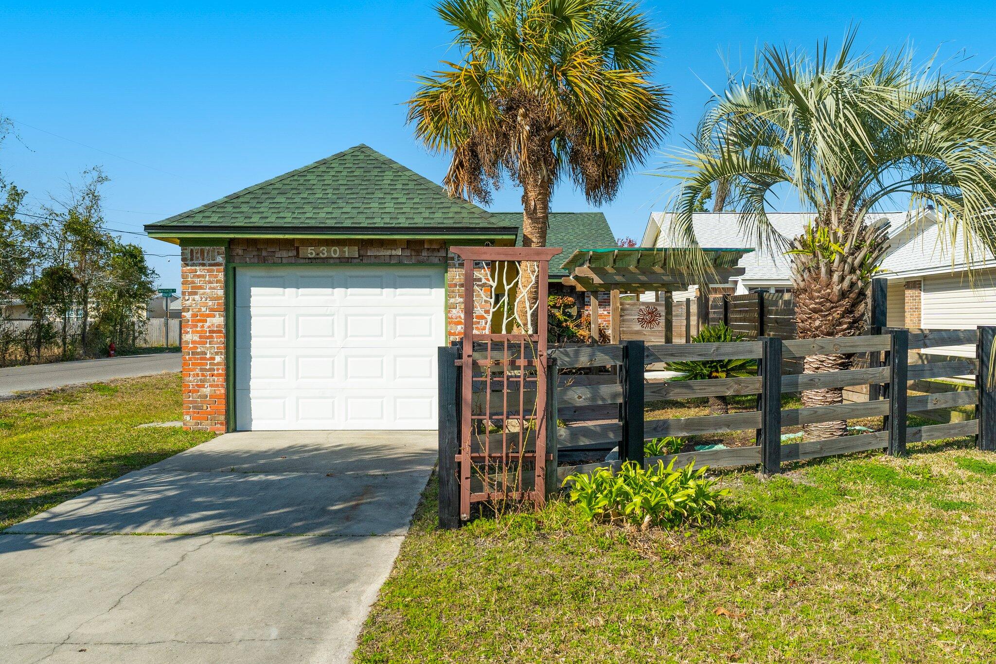 GARDEN COVE - Residential