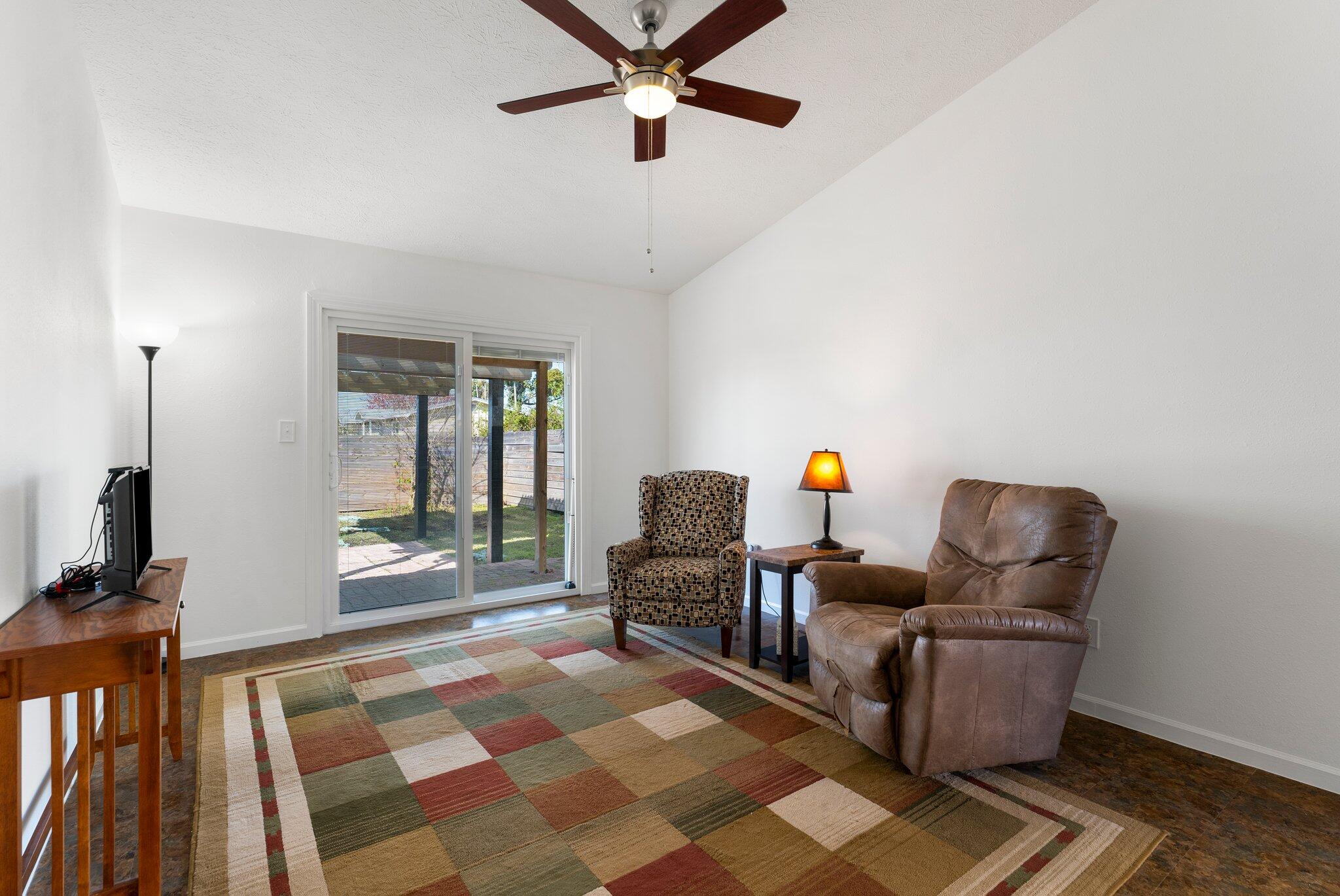 GARDEN COVE - Residential