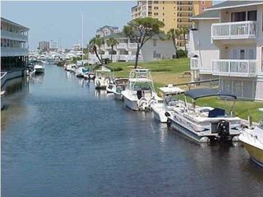 THIS LISTING IS ADDED FOR COMP PURPOSES ONLY SELLERS WANTED A QUICK SALE AND CLOSING BEFORE THE END OF 2017.
CONDO LOCATED ON CANAL WITH LARGE EXTENDED DECK AND HAD BEEN UPGRADED.