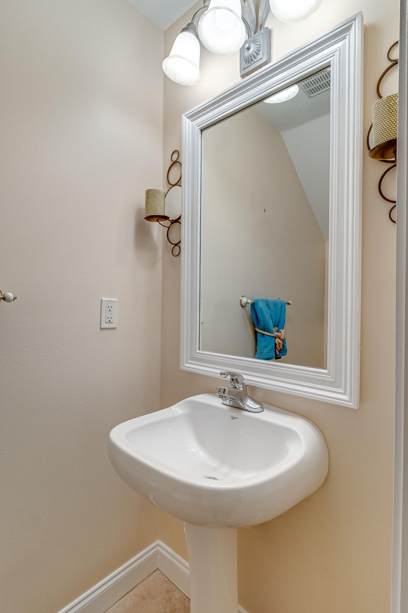 OLD BAY VILLAGE PHASE 1 - Residential