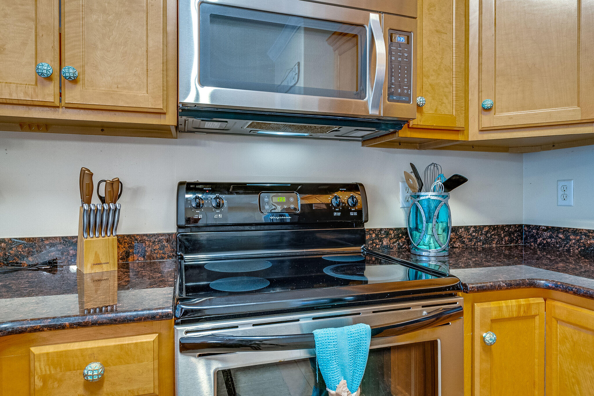 OLD BAY VILLAGE PHASE 1 - Residential