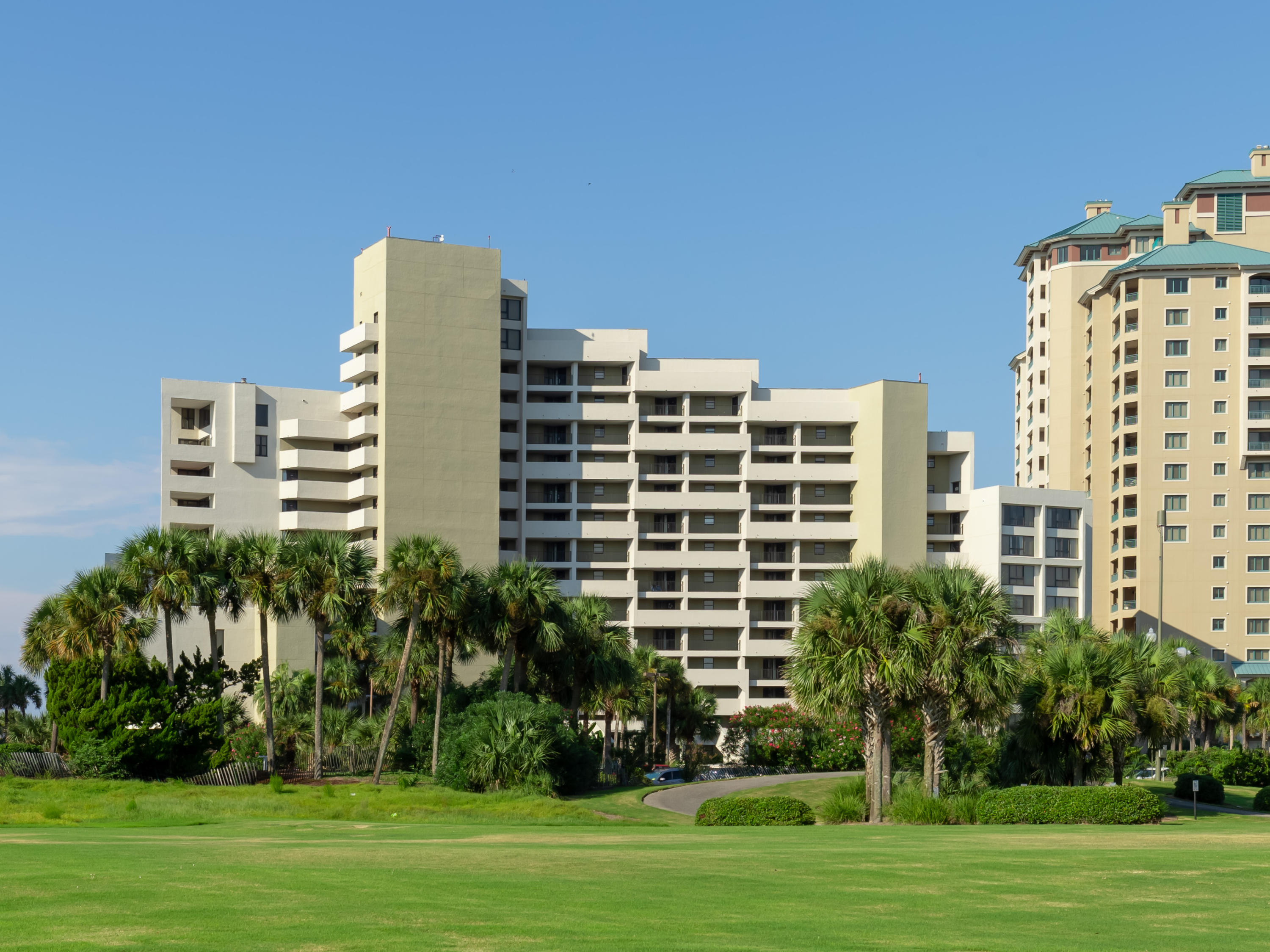 BEACHSIDE ONE - Residential