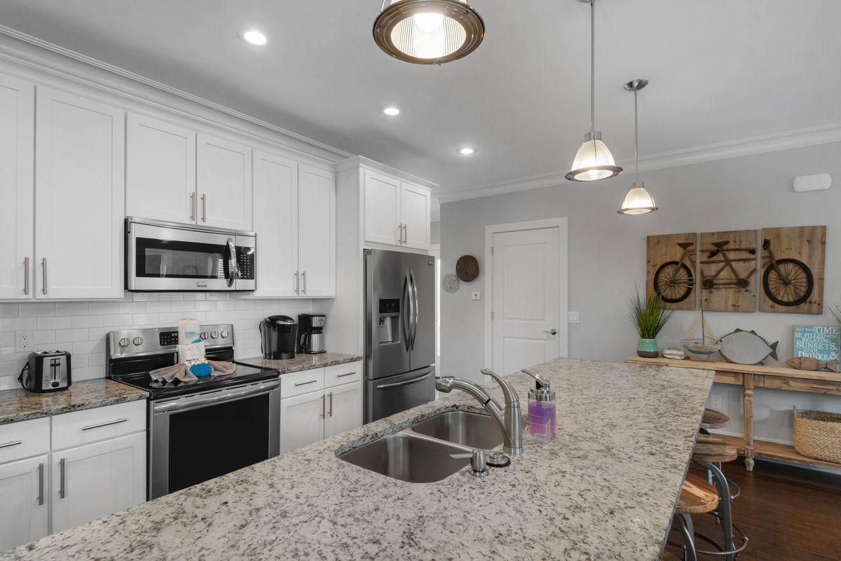 Gulf Landing - Residential
