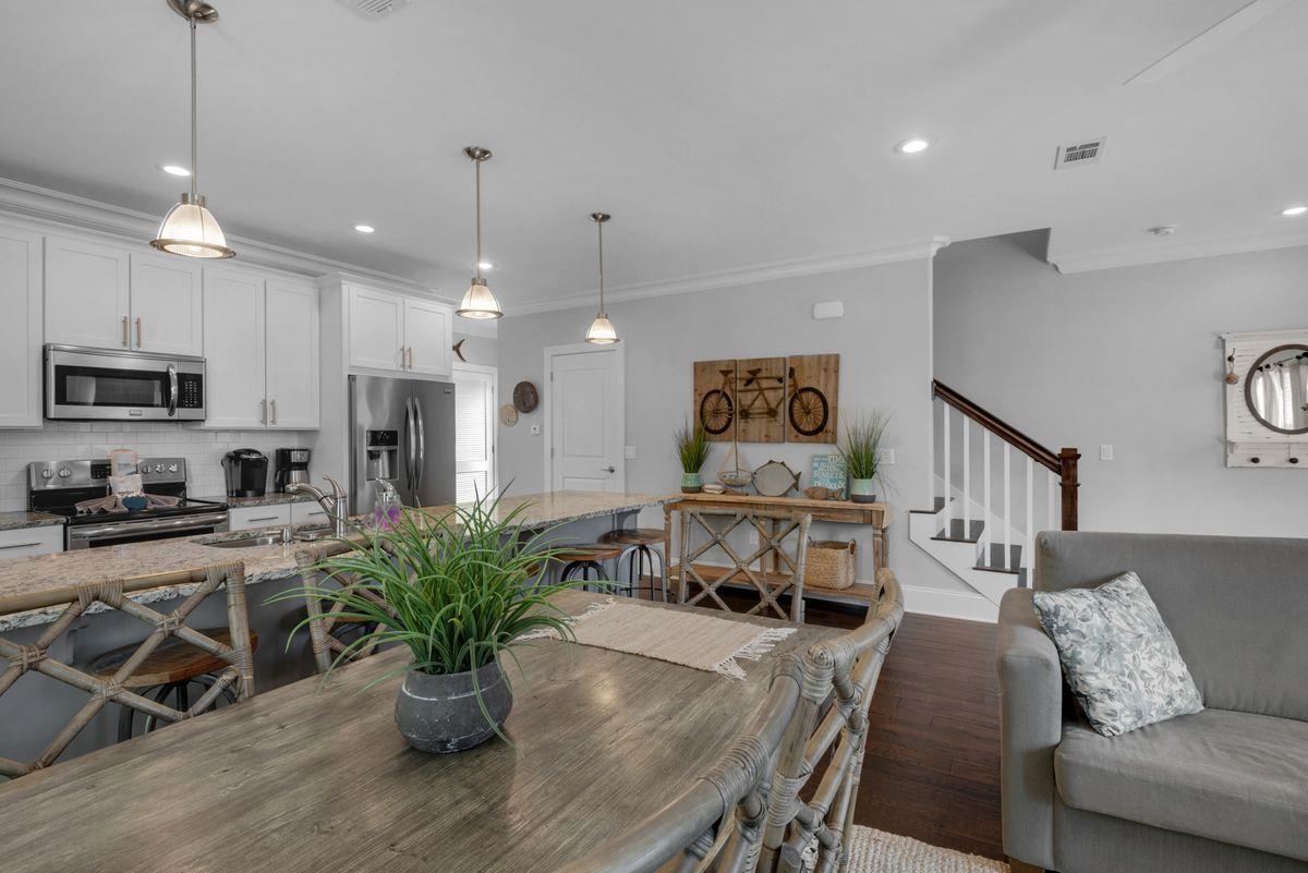 Gulf Landing - Residential