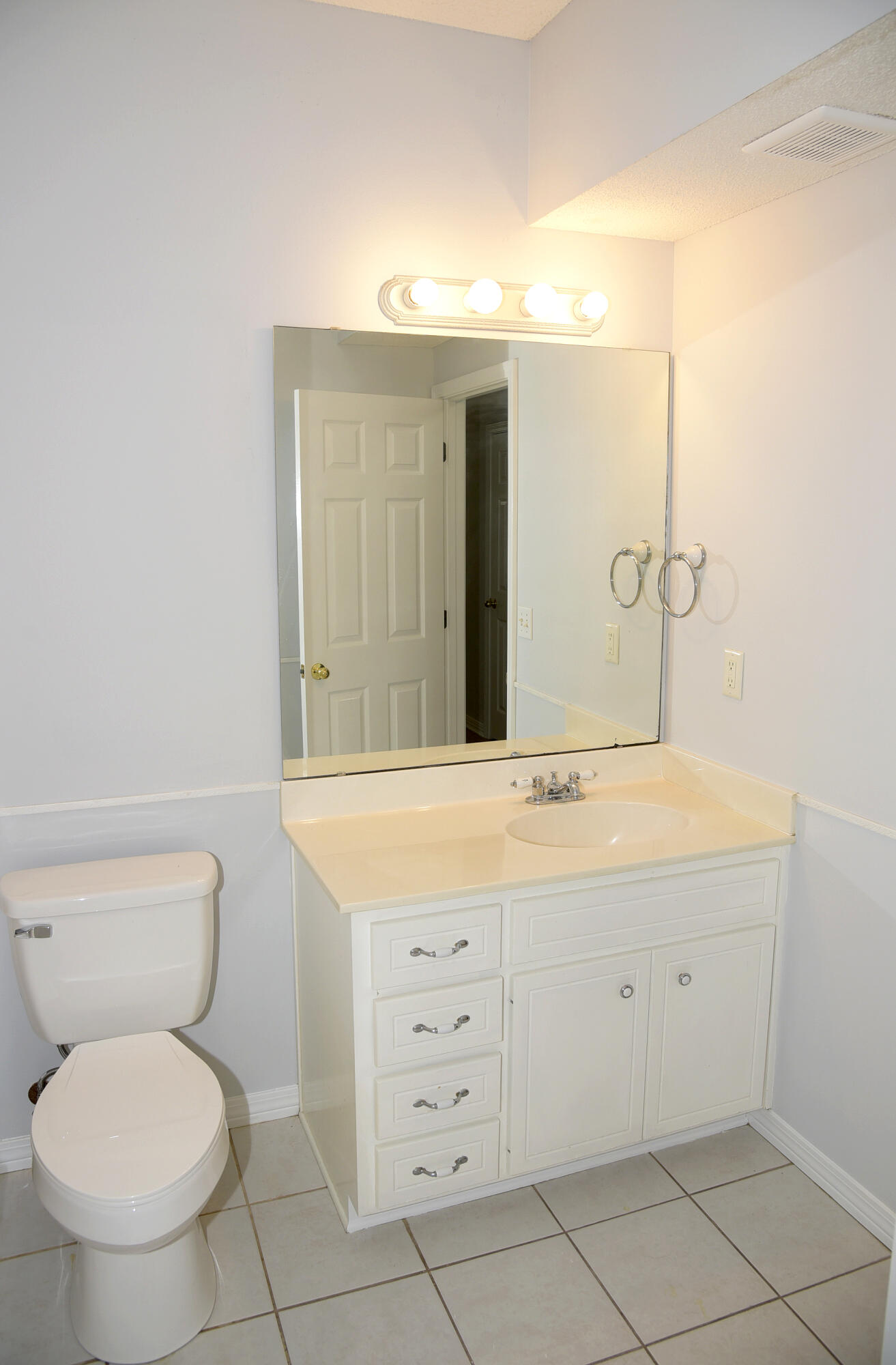 THE OAKS AT NICEVILLE - Residential