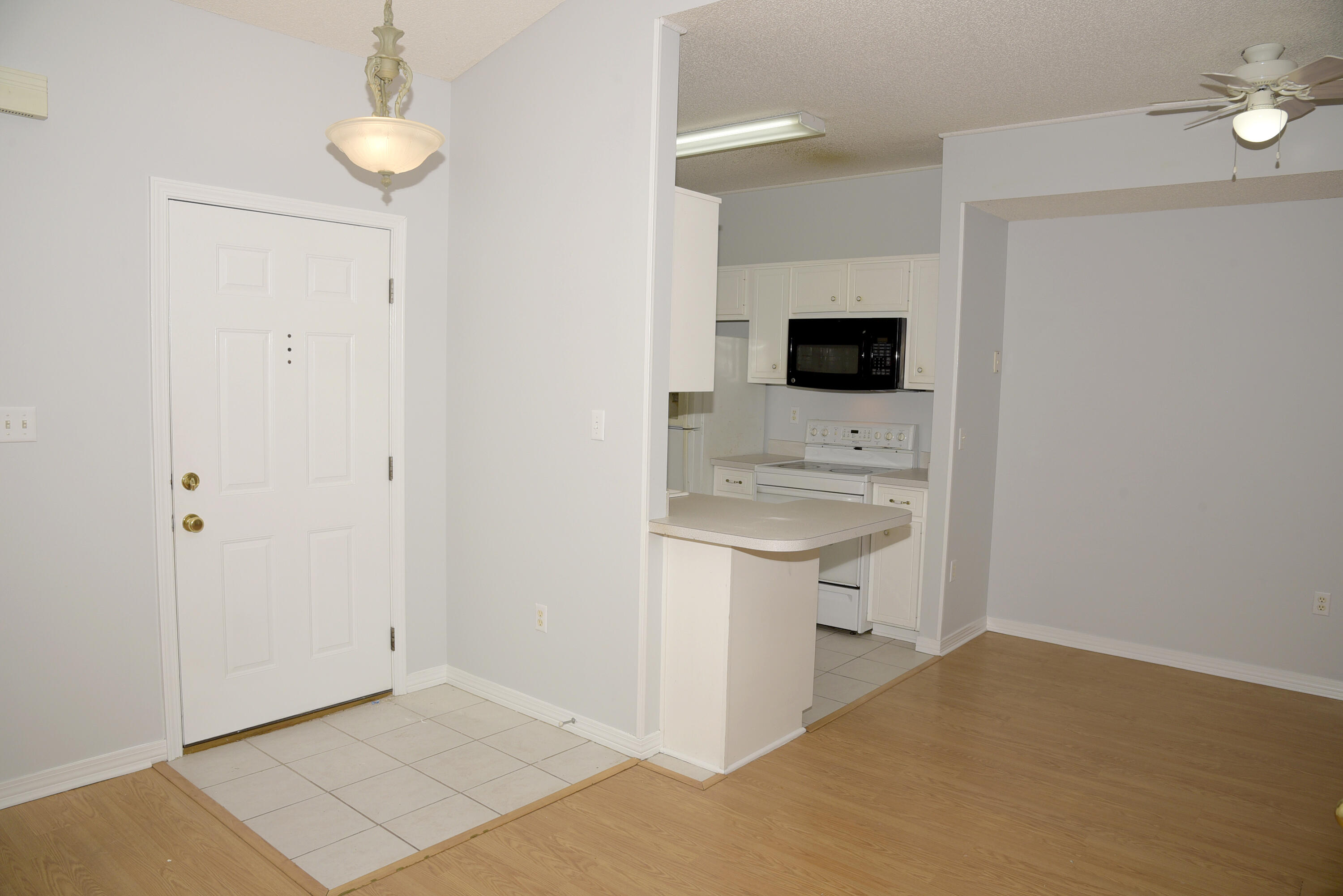 THE OAKS AT NICEVILLE - Residential