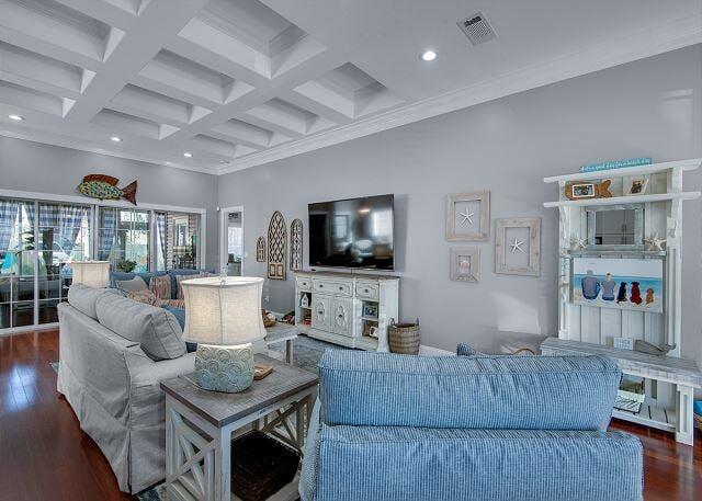 SOVEREIGN ISLE S/D - Residential