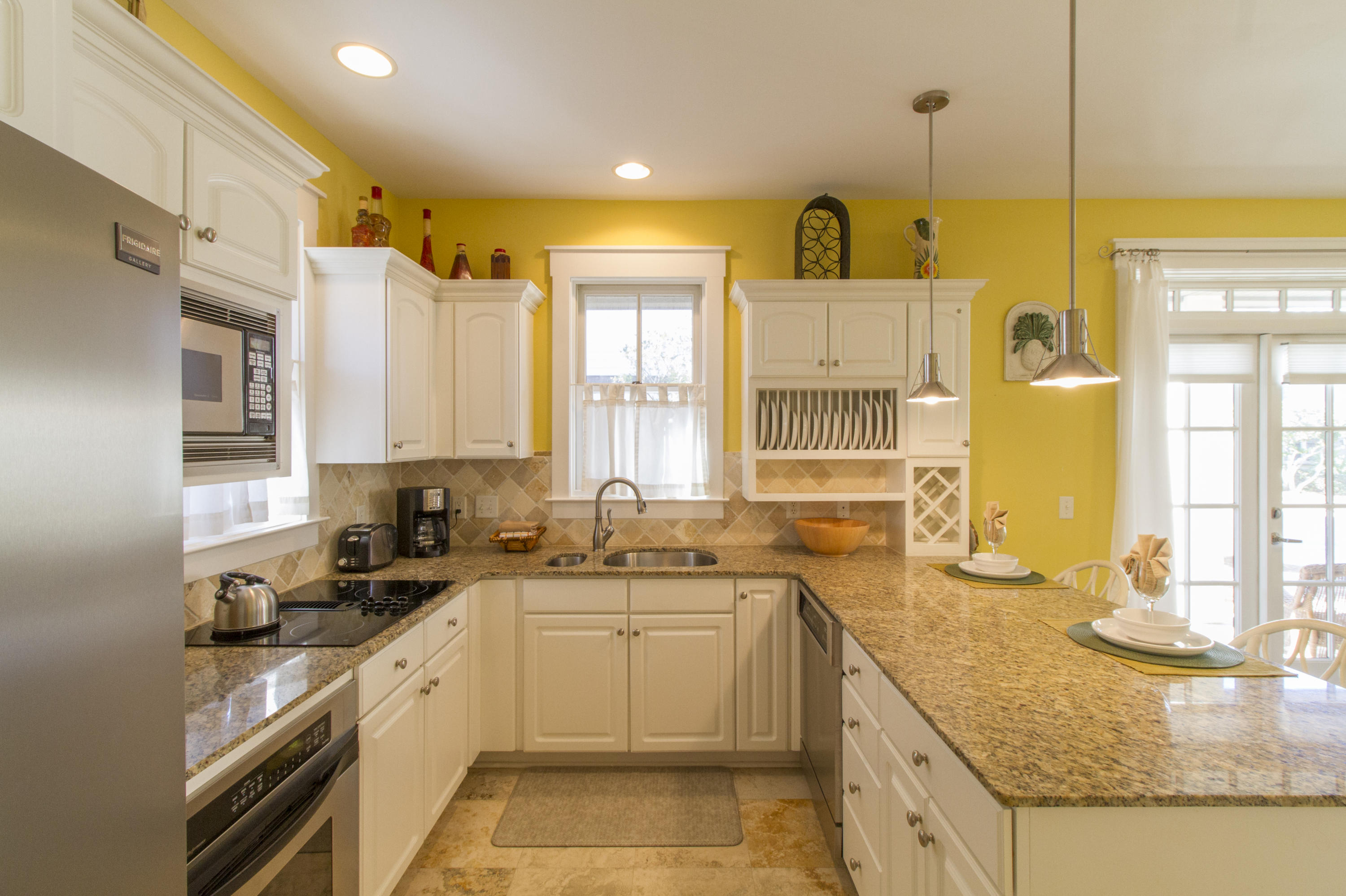 SUNSET BEACH - Residential