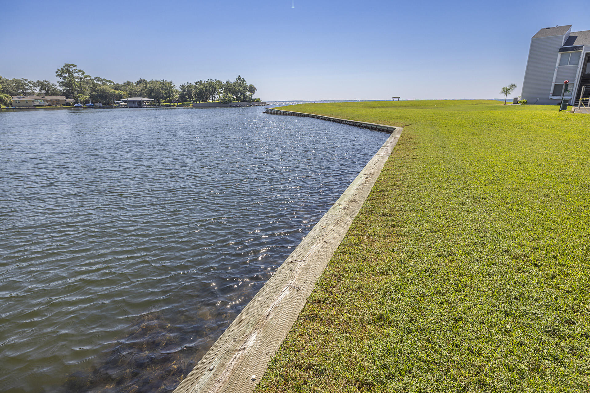 FINISTERRA CONDO - Residential Lease