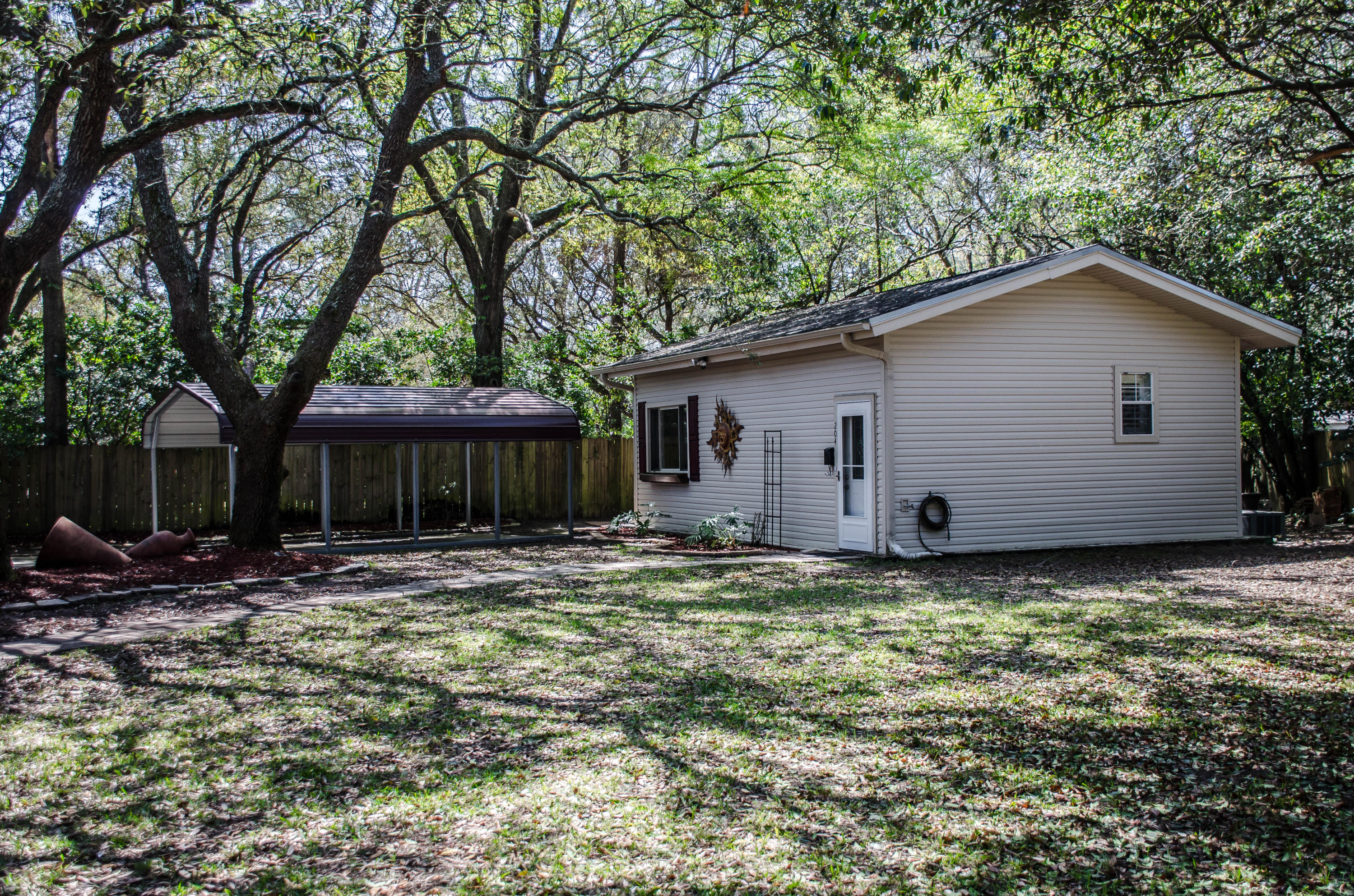 GARNIERS BEACH - Residential