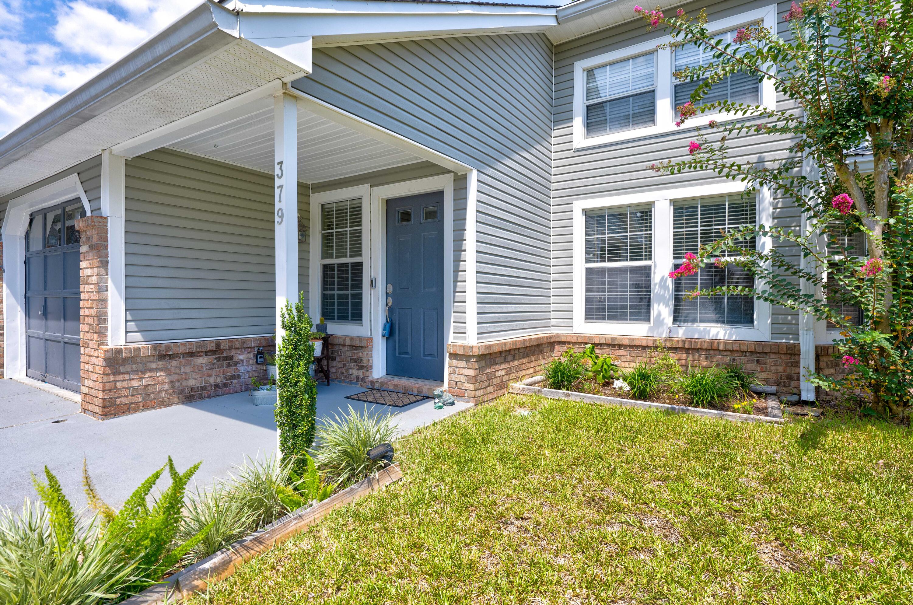 CANTERBURY WOODS - Residential