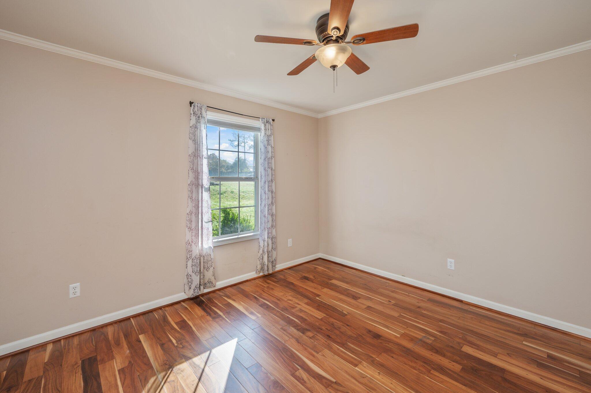 NORTHVIEW ESTATES 7TH ADDN - Residential