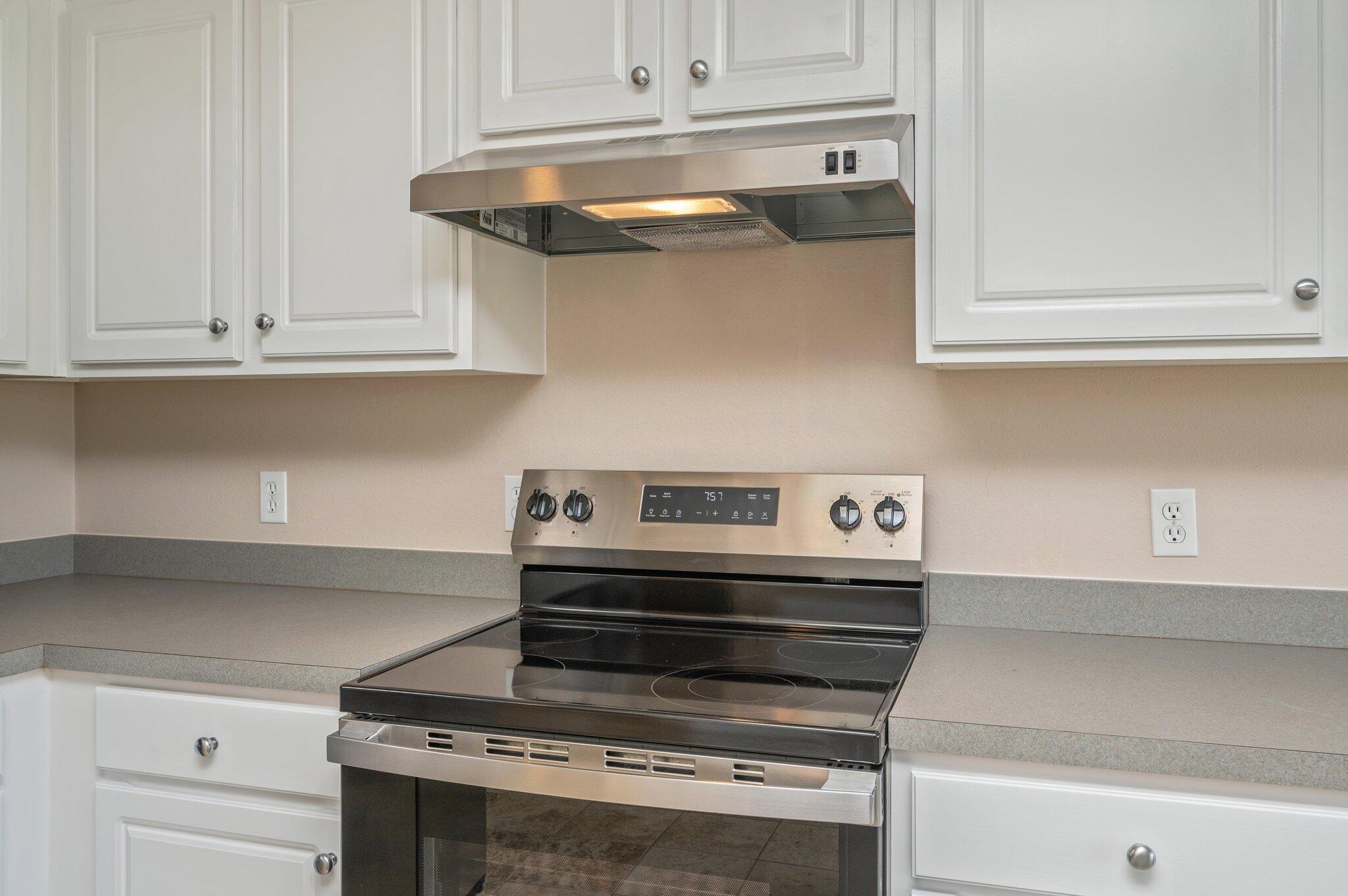 NORTHVIEW ESTATES 7TH ADDN - Residential