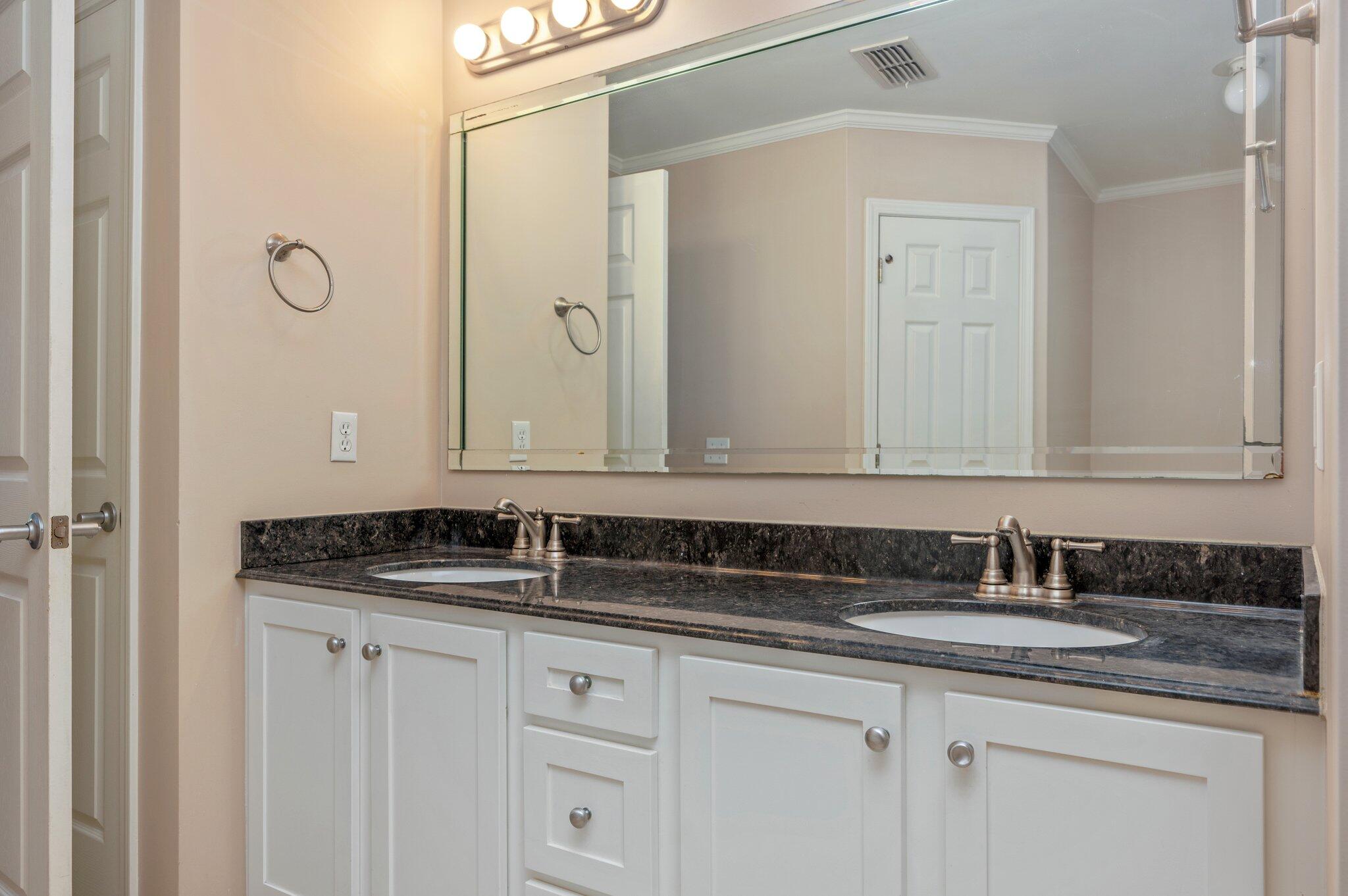 NORTHVIEW ESTATES 7TH ADDN - Residential