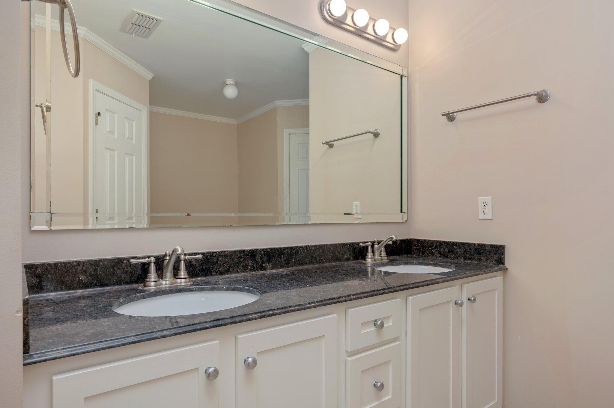 NORTHVIEW ESTATES 7TH ADDN - Residential