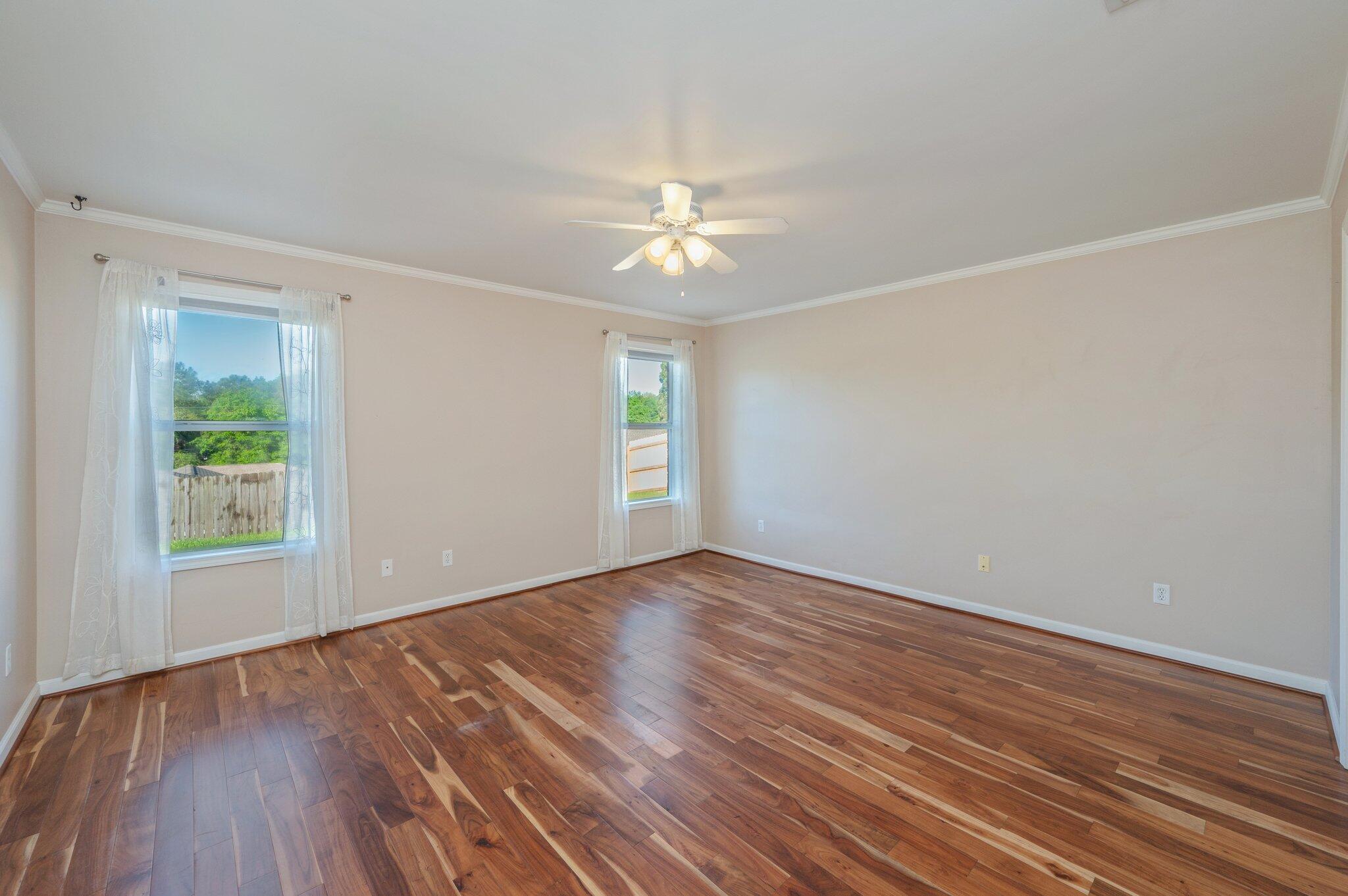 NORTHVIEW ESTATES 7TH ADDN - Residential