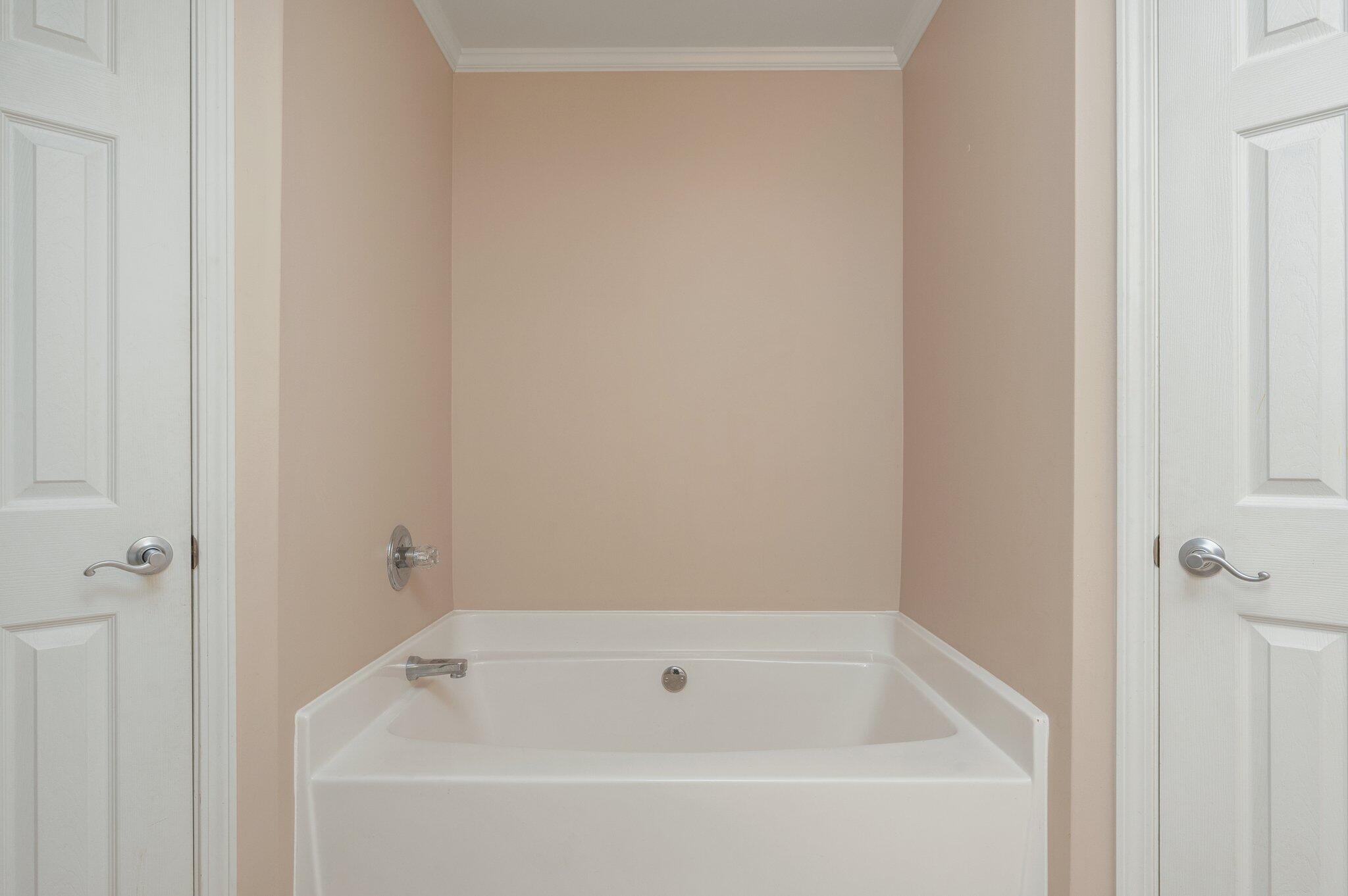 NORTHVIEW ESTATES 7TH ADDN - Residential