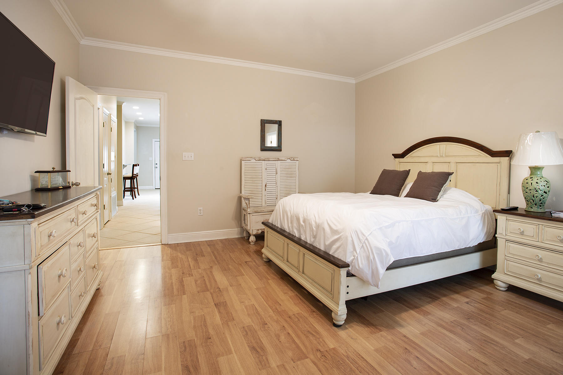 DAUGHETTES AMENDED - Residential