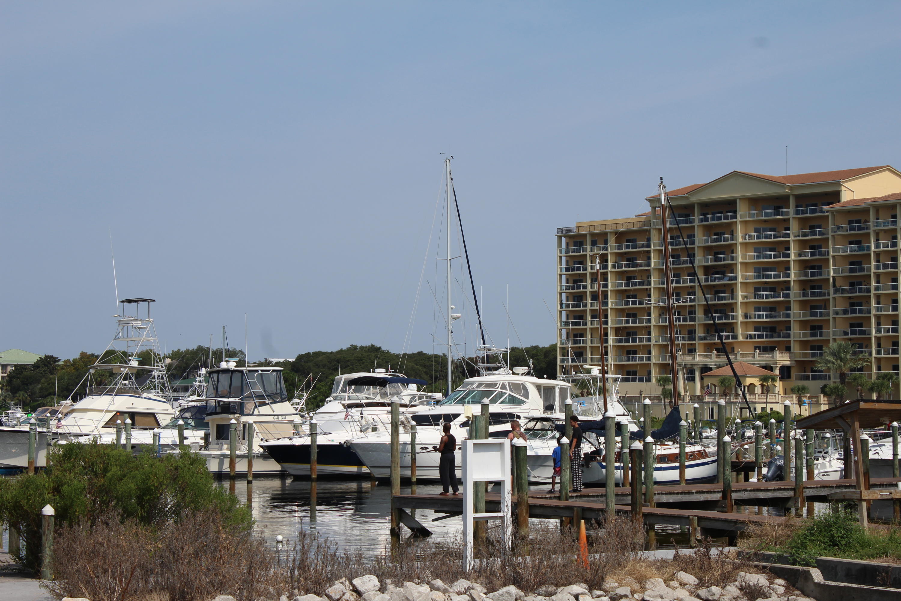 SANDPIPER COVE - Residential