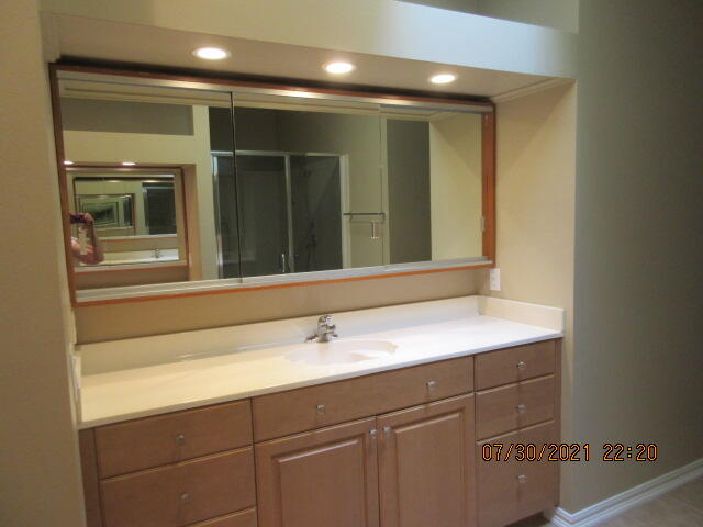 TURNBERRY PLACE - Residential