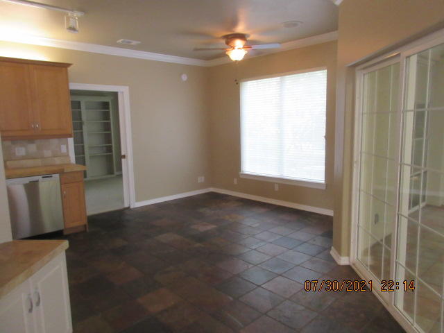 TURNBERRY PLACE - Residential