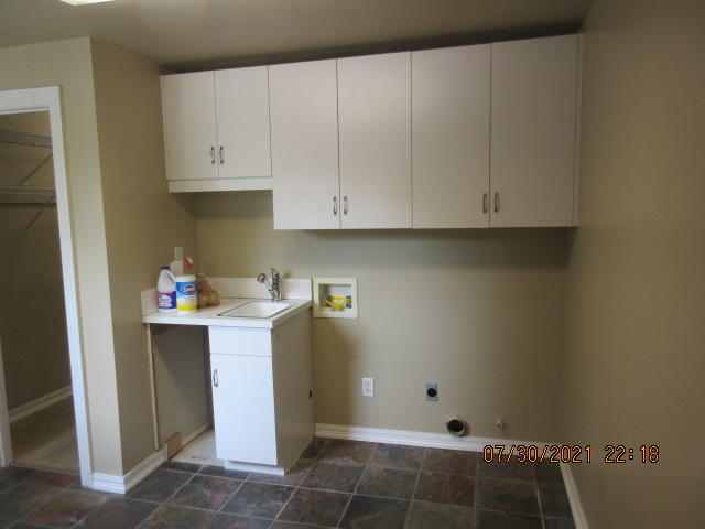 TURNBERRY PLACE - Residential