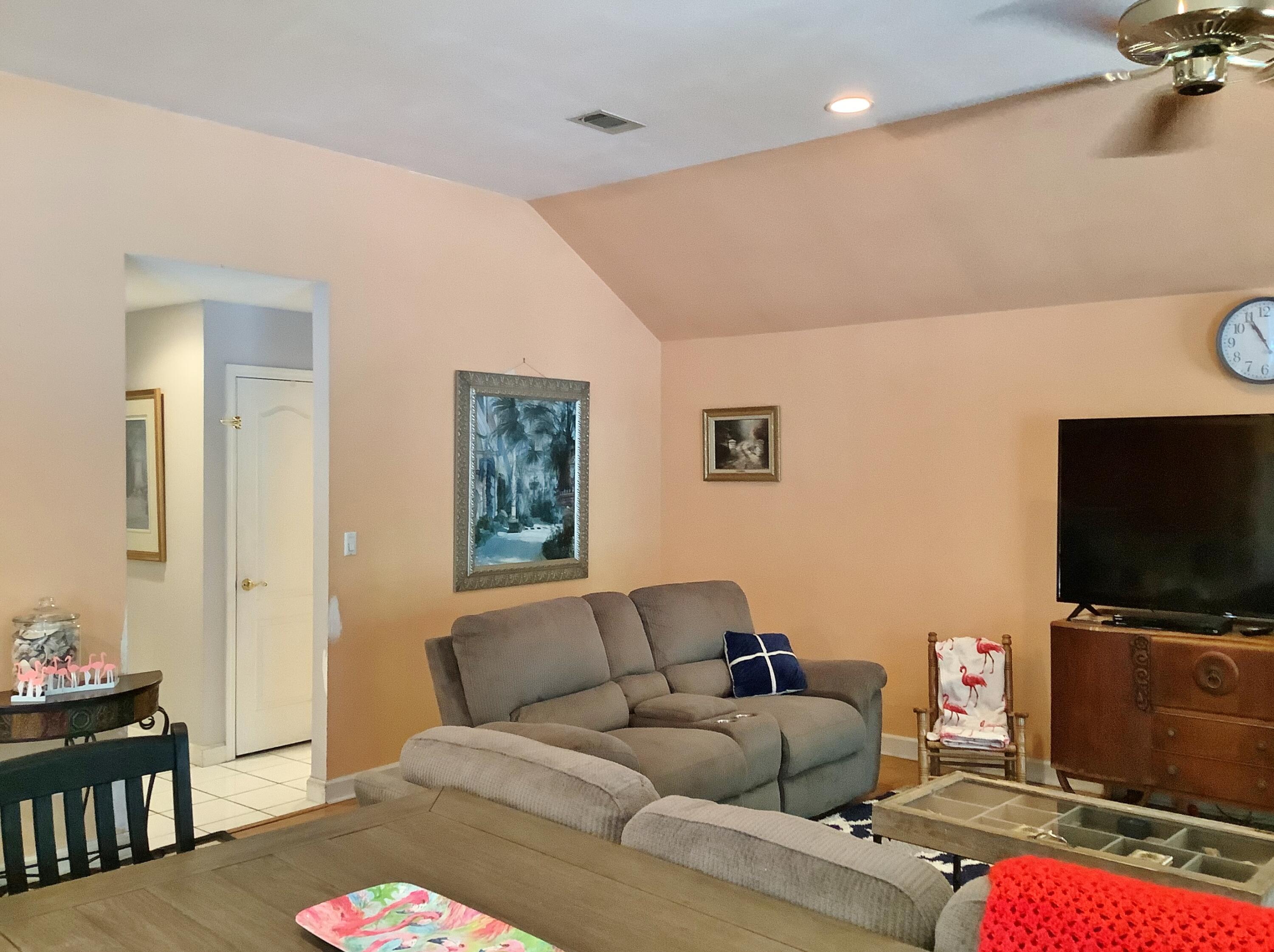 SHIRKS BAYOU - Residential