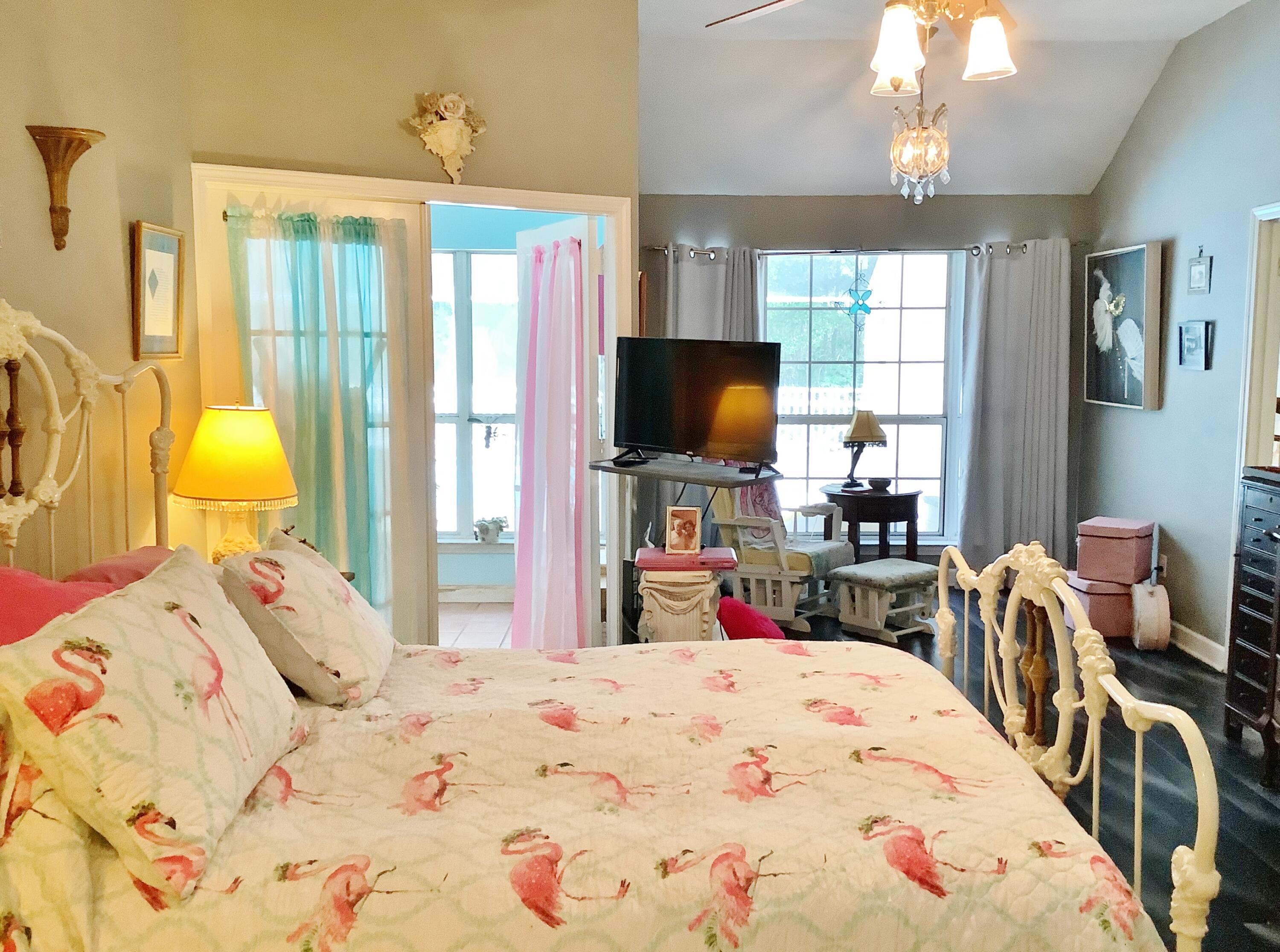 SHIRKS BAYOU - Residential