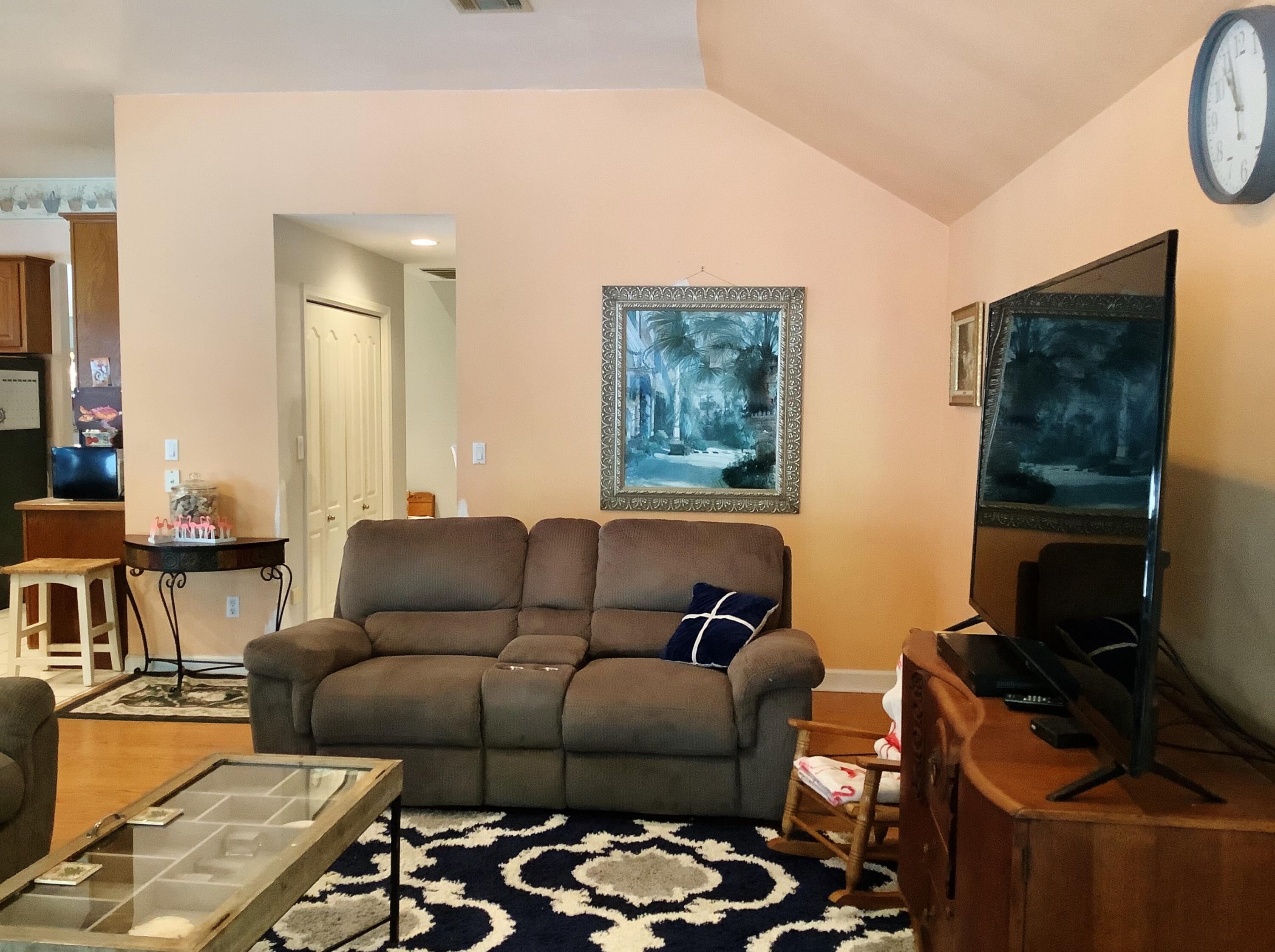 SHIRKS BAYOU - Residential