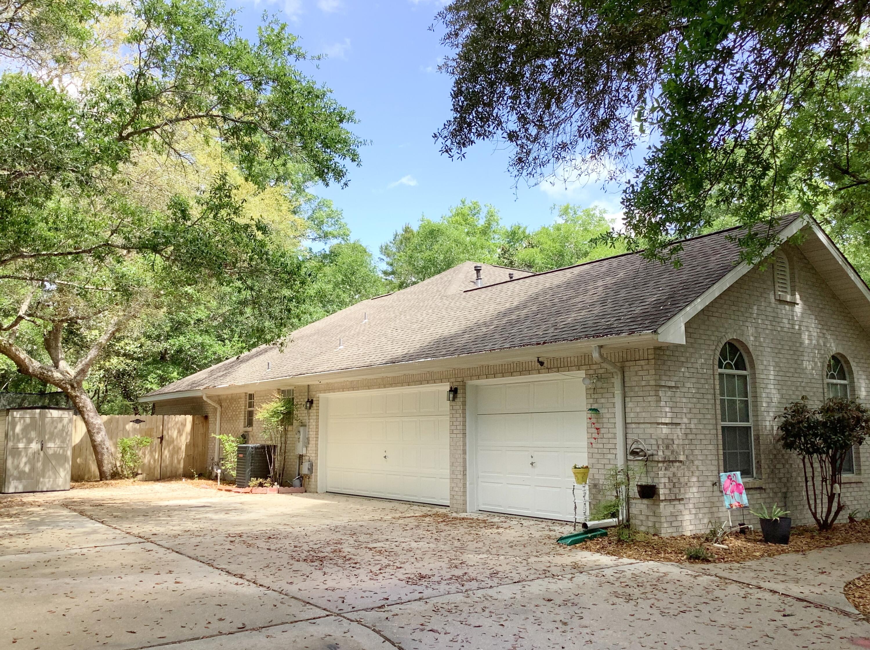 SHIRKS BAYOU - Residential